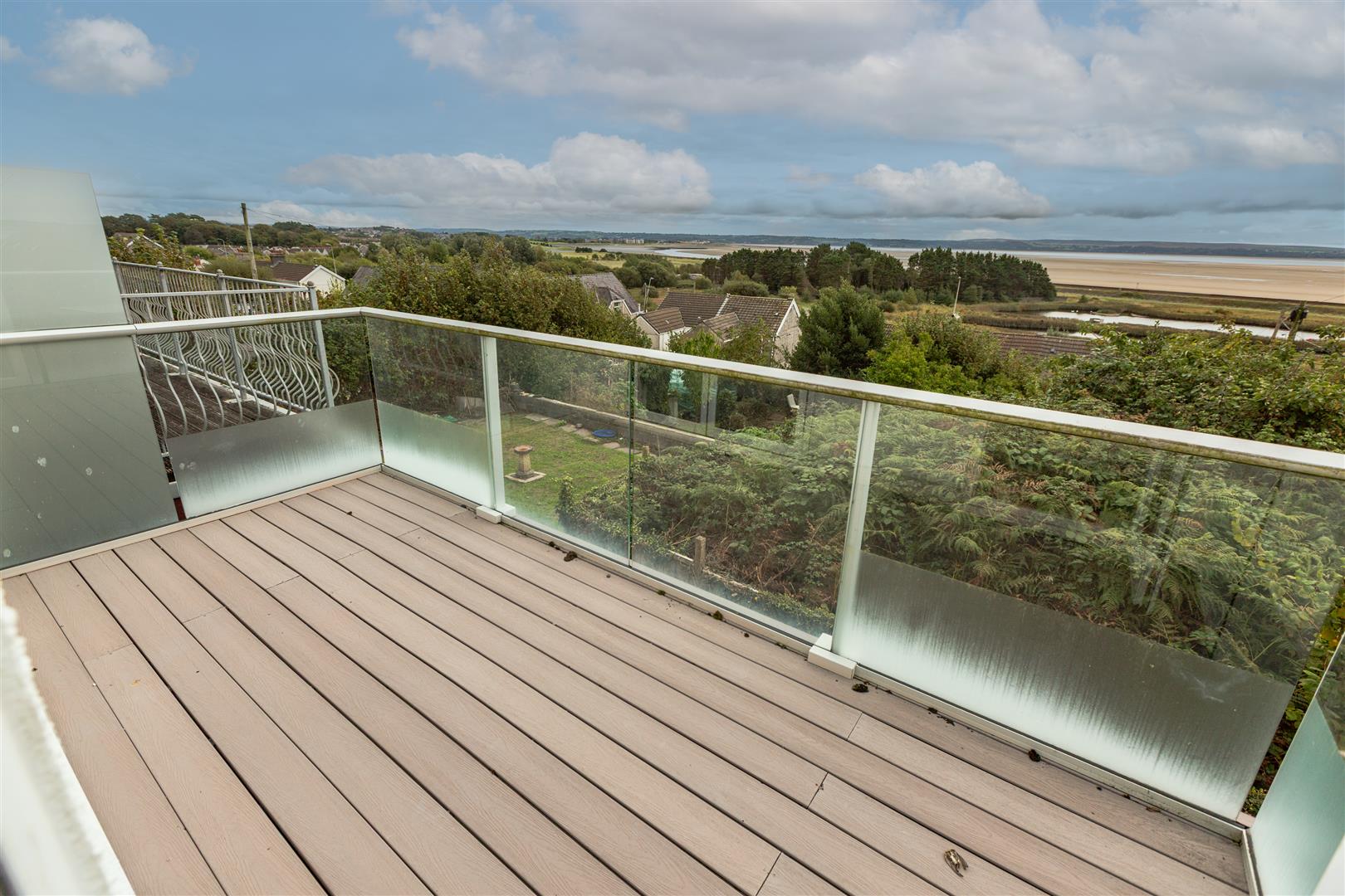 Myrtle Hill, Llanelli, SA15 4BH